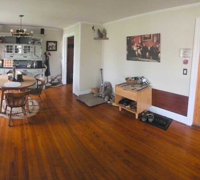Building Photo - 9841 US-4