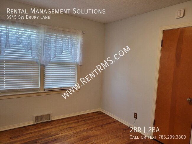 Building Photo - 3945 SW Drury Ln