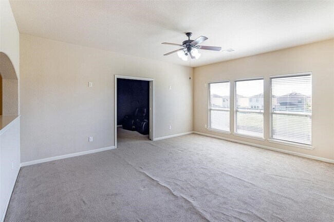 Building Photo - 18311 Red Oak Manor Ln