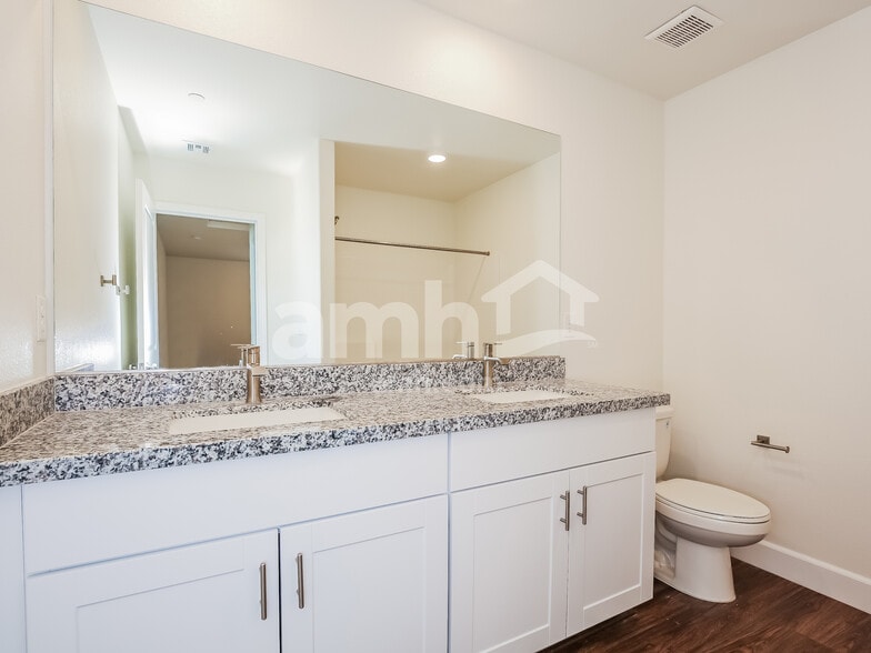 Building Photo - 317 Cape Seville Pl