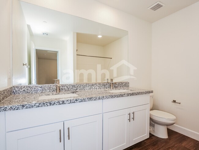 Building Photo - 317 Cape Seville Pl