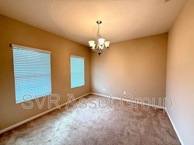 Building Photo - 641 Glendale Ln