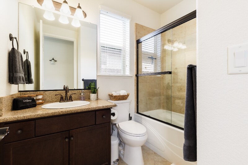 Building Photo - 1715 East Autumn Sage Avenue