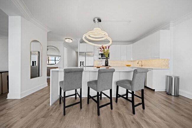 Building Photo - 7002 JFK Blvd E