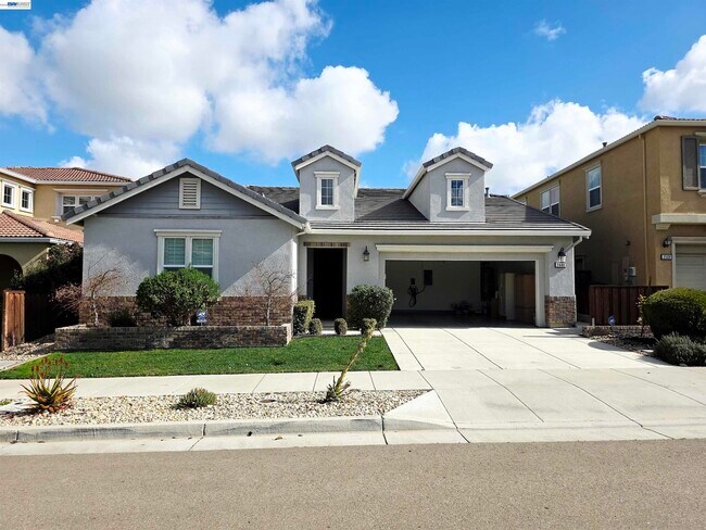 Building Photo - 2488 Remy Cantos Dr