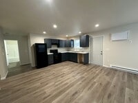 Building Photo - 2 Bedroom Duplex