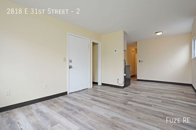 Building Photo - 2818 E 31st St