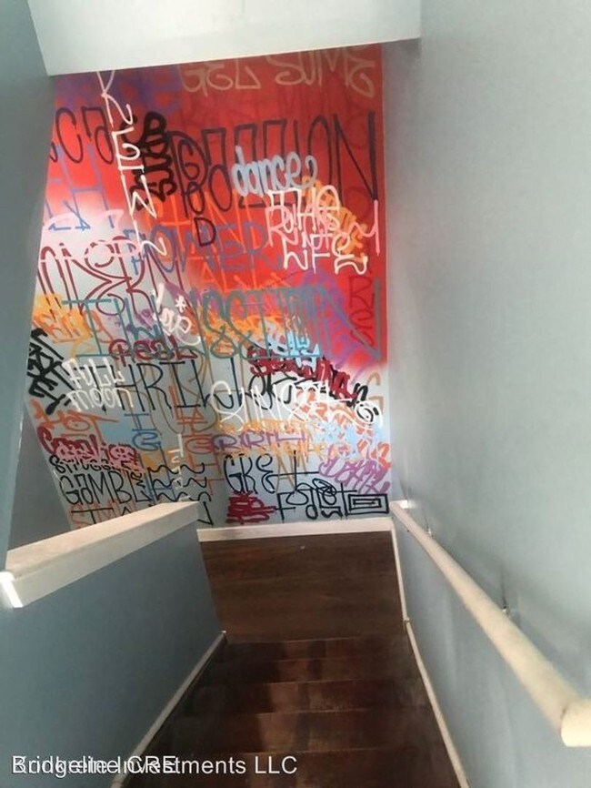 Building Photo - 1611 W Montgomery Ave