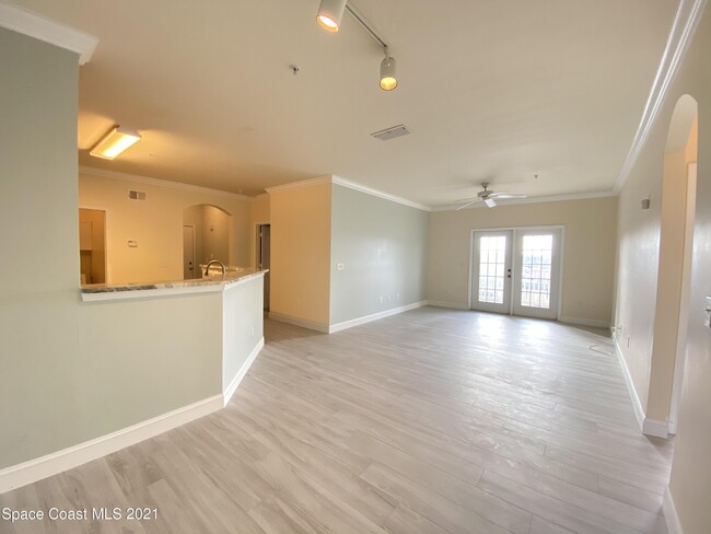Building Photo - 6421 Borasco Dr