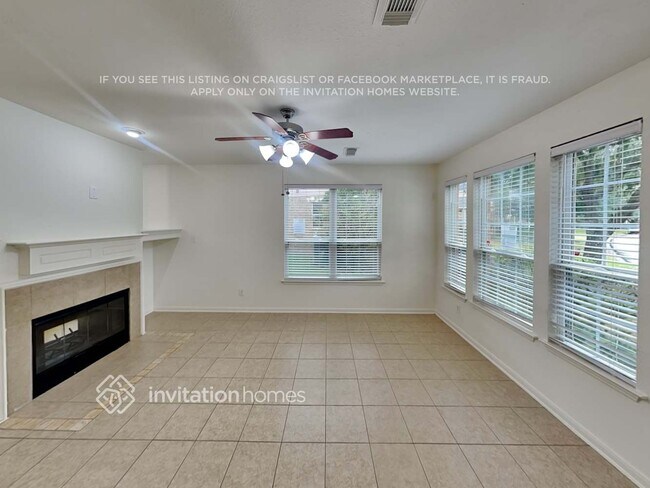 Building Photo - 17247 Marquette Point Ln