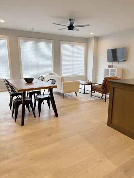 LIVING DINING KITCHEN - 104 Textile Ct