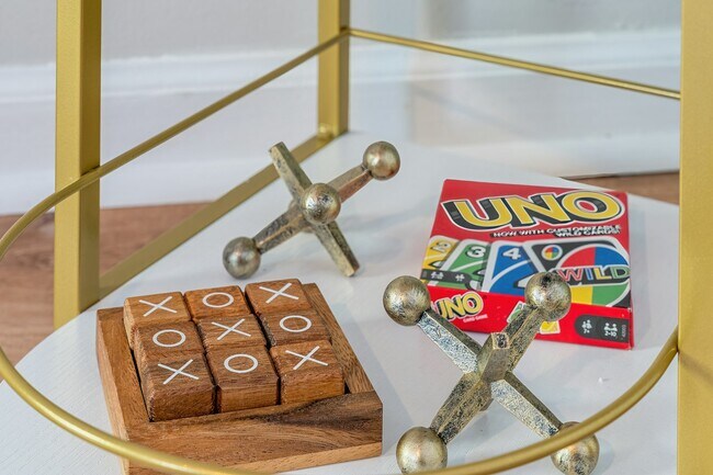 Building Photo - 246 Toweridge Dr SW