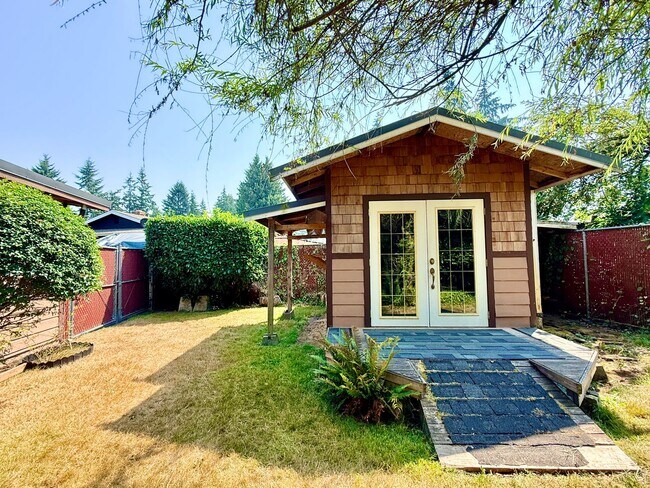 Building Photo - Updated 3BR Rambler | RV/Boat Parking | Gardener’s Backyard