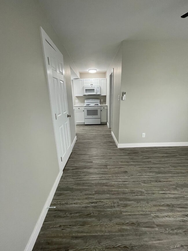 Building Photo - 2415 N 19th St