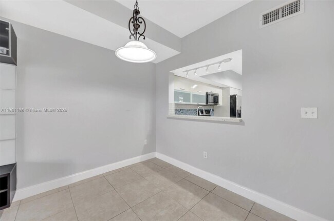 Building Photo - 11845 SW 99th St