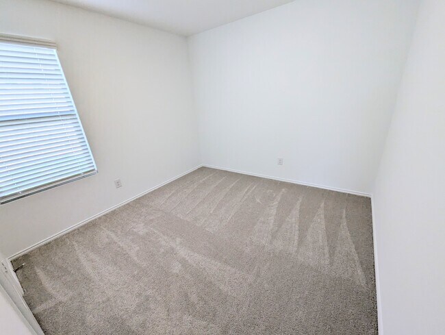 Building Photo - 15128 Tejano St