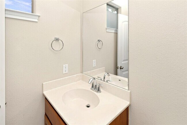 Building Photo - 11400 W Parmer Ln