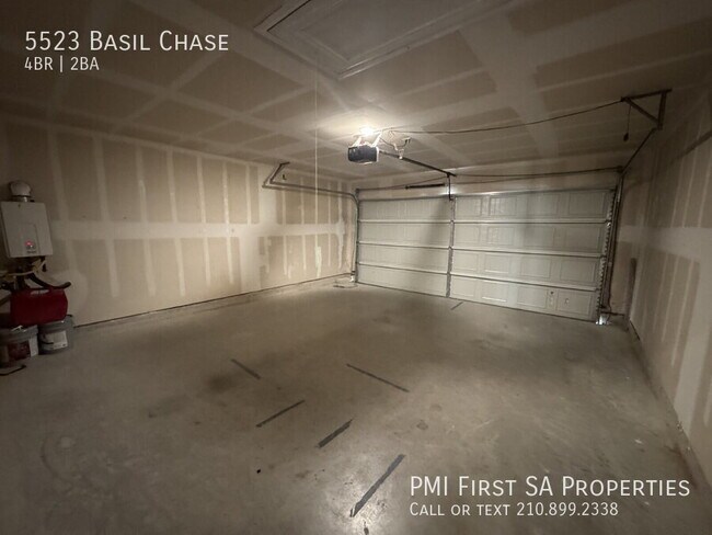 Building Photo - 5523 Basil Chase