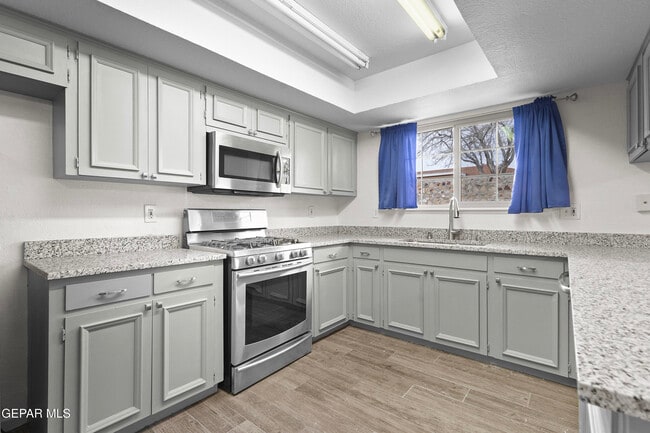 Building Photo - 7141 Gran Vida Dr