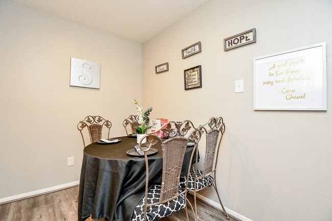 Building Photo - 8055 Cambridge St