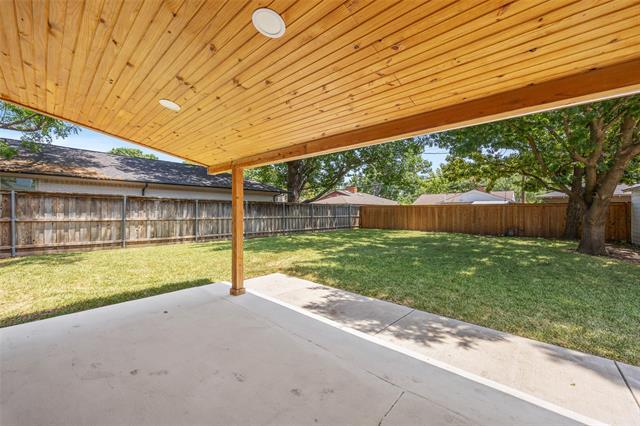 Building Photo - 6746 Braeburn Dr