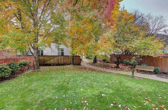 Building Photo - Salmon Creek 4 bd 2.5 ba Available Now!