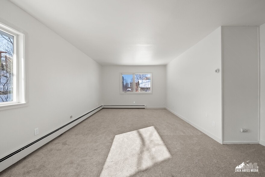 Building Photo - 436 E 11th Ave