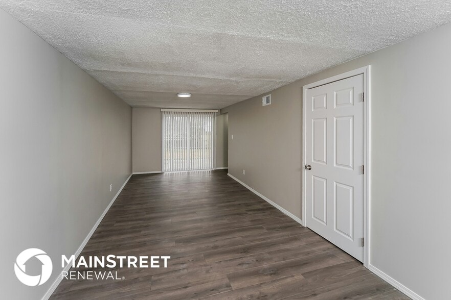 Building Photo - 5010 Tolkien Ct