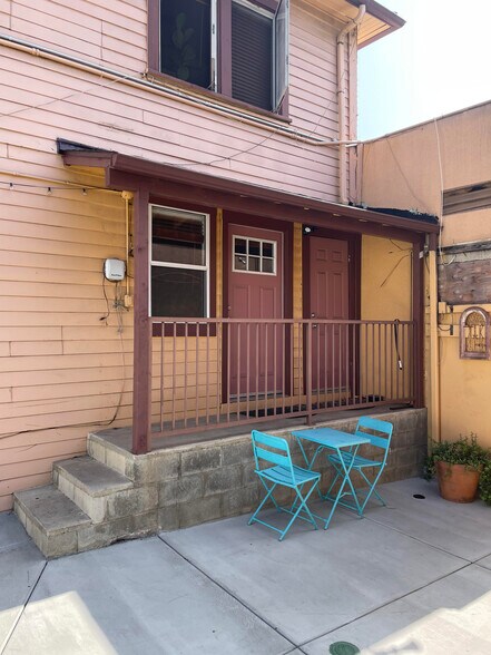 Building Photo - 5331 N Figueroa St