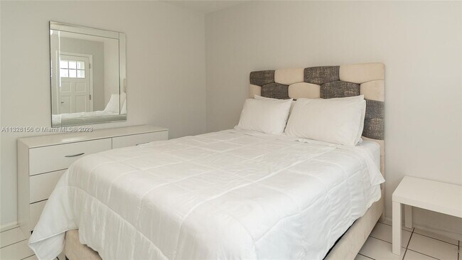 Building Photo - 1461 NW 10th St