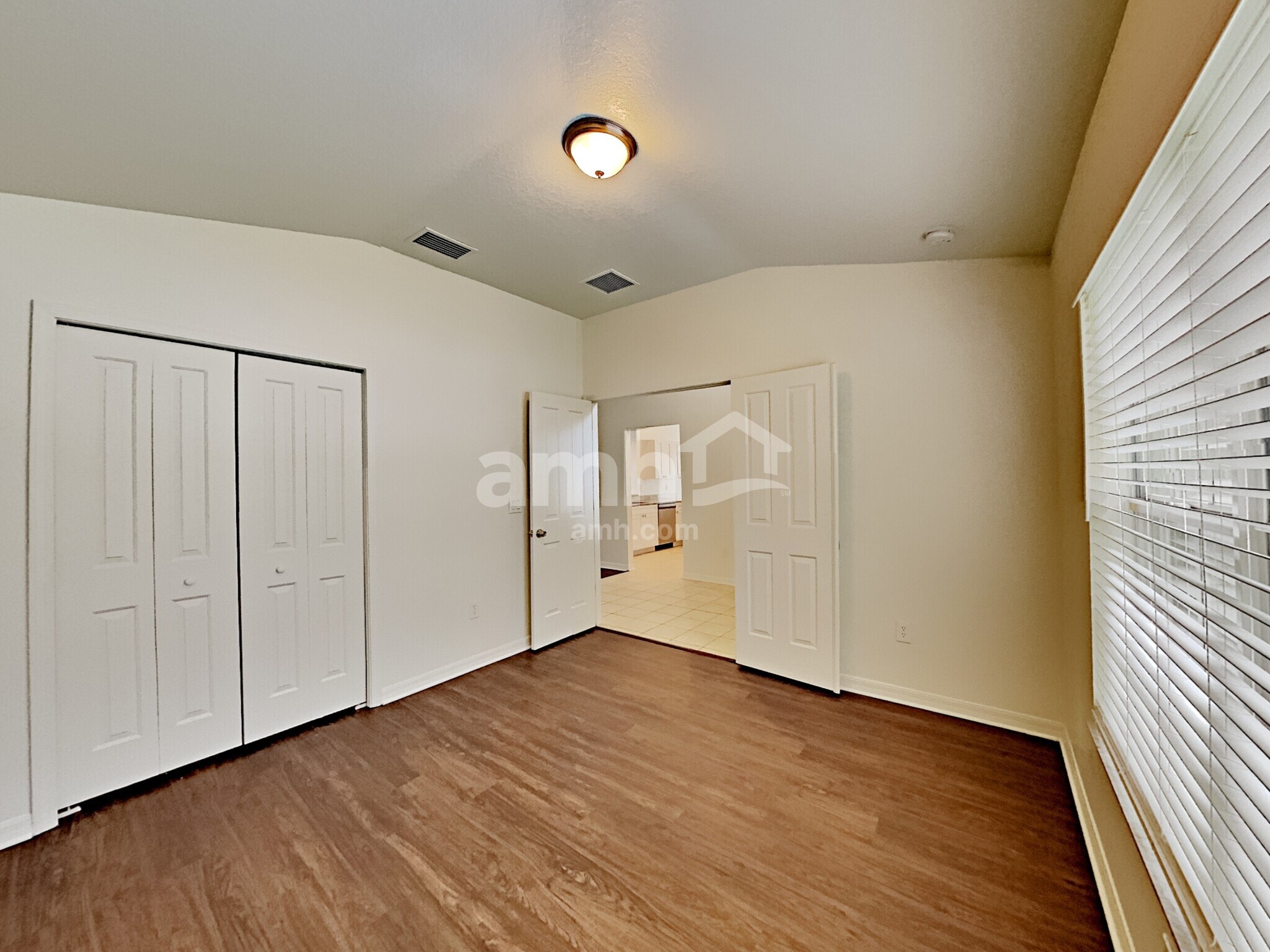 Building Photo - 6424 Bridgecrest Dr
