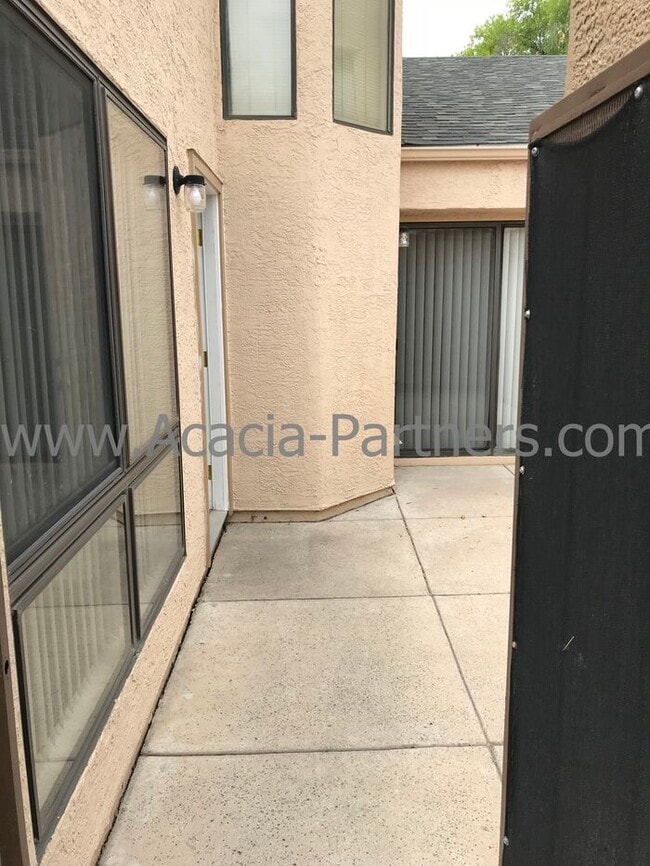 Building Photo - Two Bedroom Condo