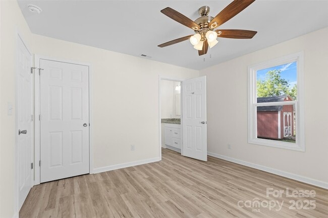 Building Photo - 660 Chestnut St