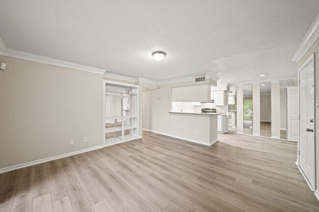 Building Photo - 12955 Woodforest Blvd