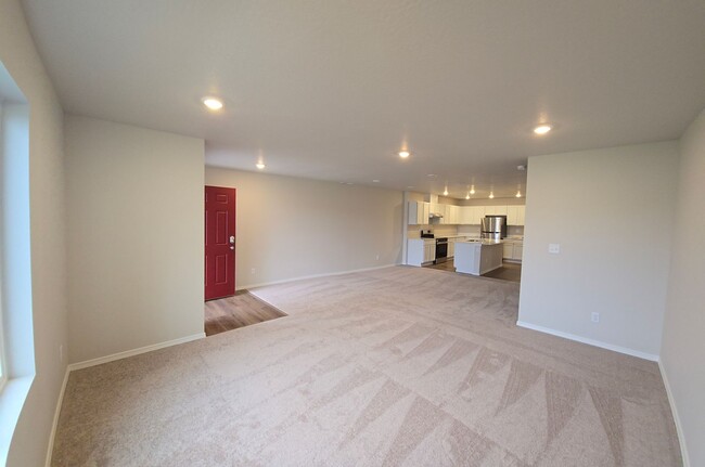 Building Photo - Brand-New 3-Bedroom Townhouse in Hayden Ca...