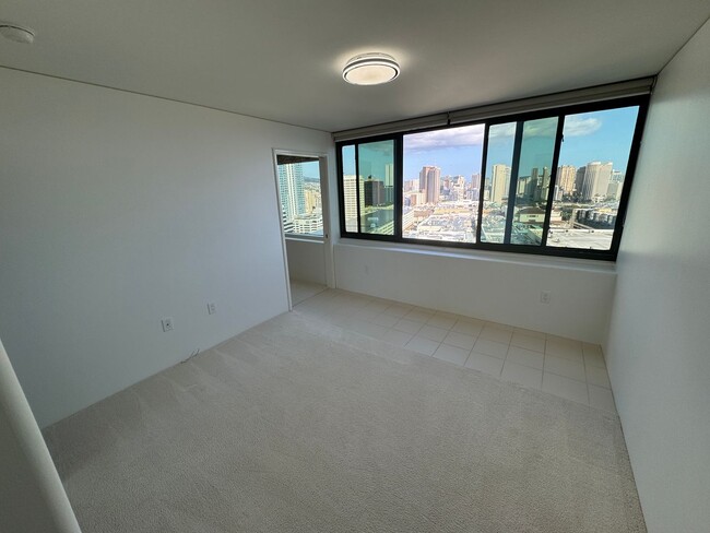 Building Photo - Hawaiki Tower #2405: 2 Bed/2 Bath/2 Parkin...