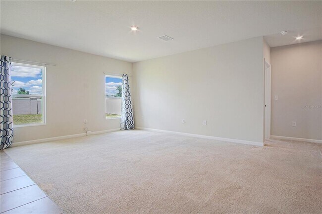 Building Photo - 1173 Lexington Ln