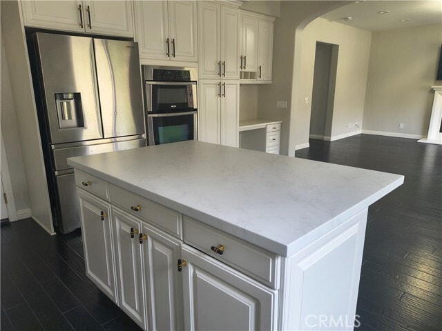 Building Photo - 59 Midnight Sky