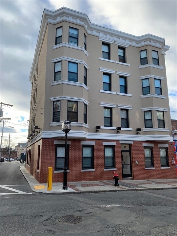 Primary Photo - 16 5th St