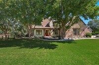 Building Photo - 7889 Steeplechase Cir