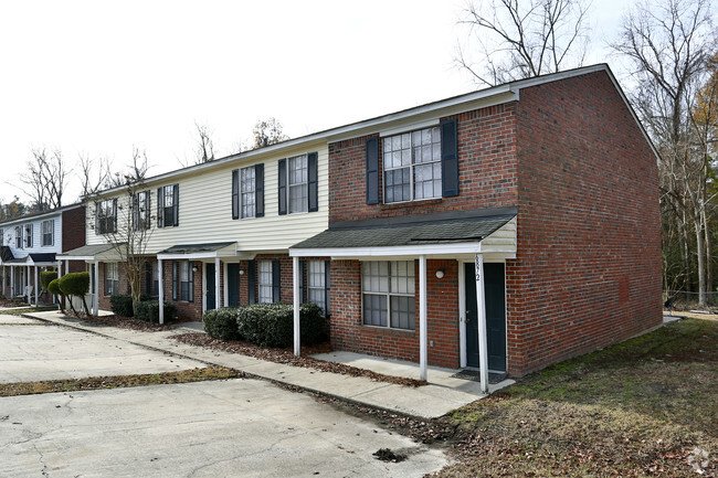 Building Photo - Wedgewood Townhomes