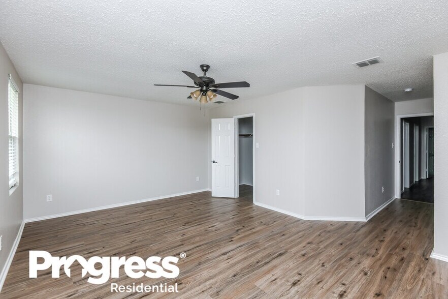 Building Photo - 3845 German Pointer Way