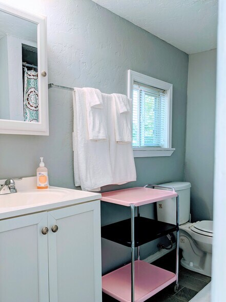 Building Photo - 1145 NW 48th St