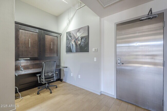 Building Photo - 7301 E 3rd Ave