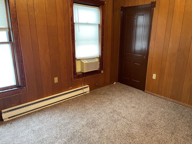 Building Photo - 207 W Industrial Blvd