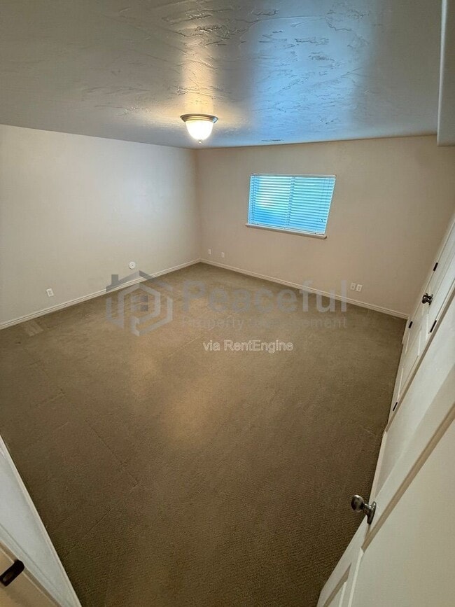 Building Photo - 5386 Emmeline Dr
