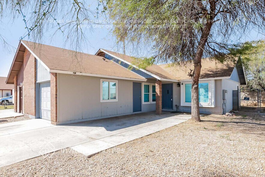 Building Photo - 5730 N 68th Ave