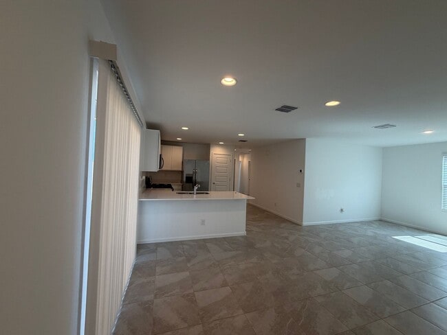 Building Photo - 36590 W Mondragone Ln