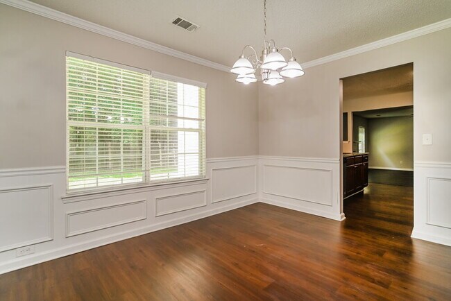 Building Photo - 53 Birchfield Ct