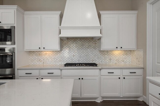 Building Photo - 155 Rockwell Park Blvd